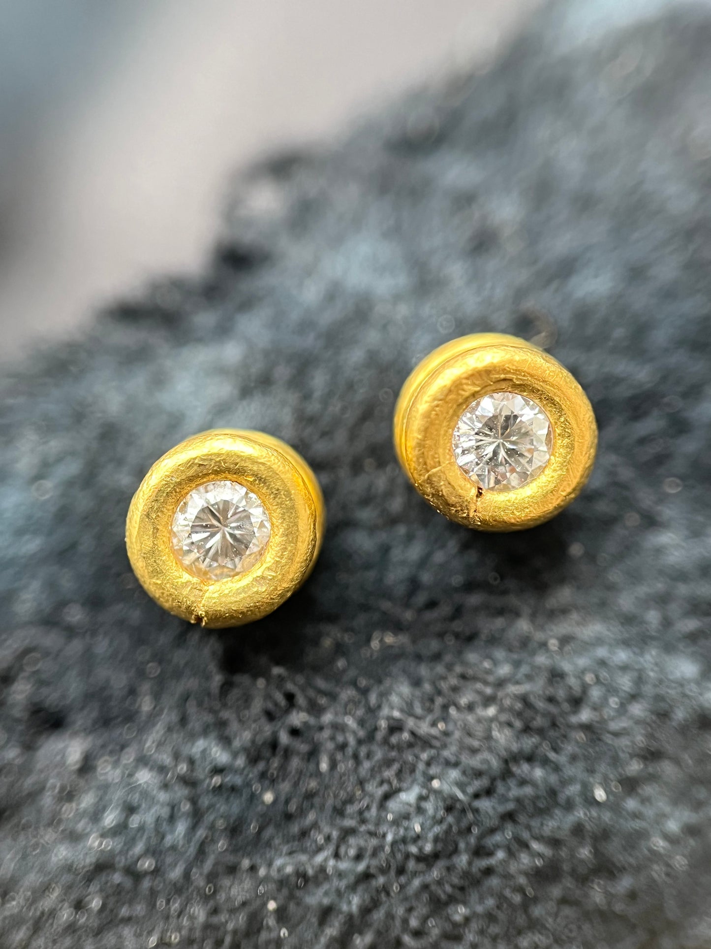 Beehive Diamond Earrings